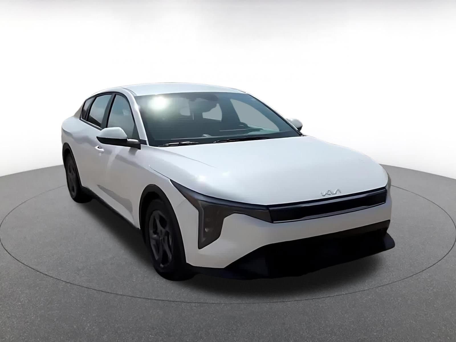 Thumbnail: 2026 Kia K4 - 3