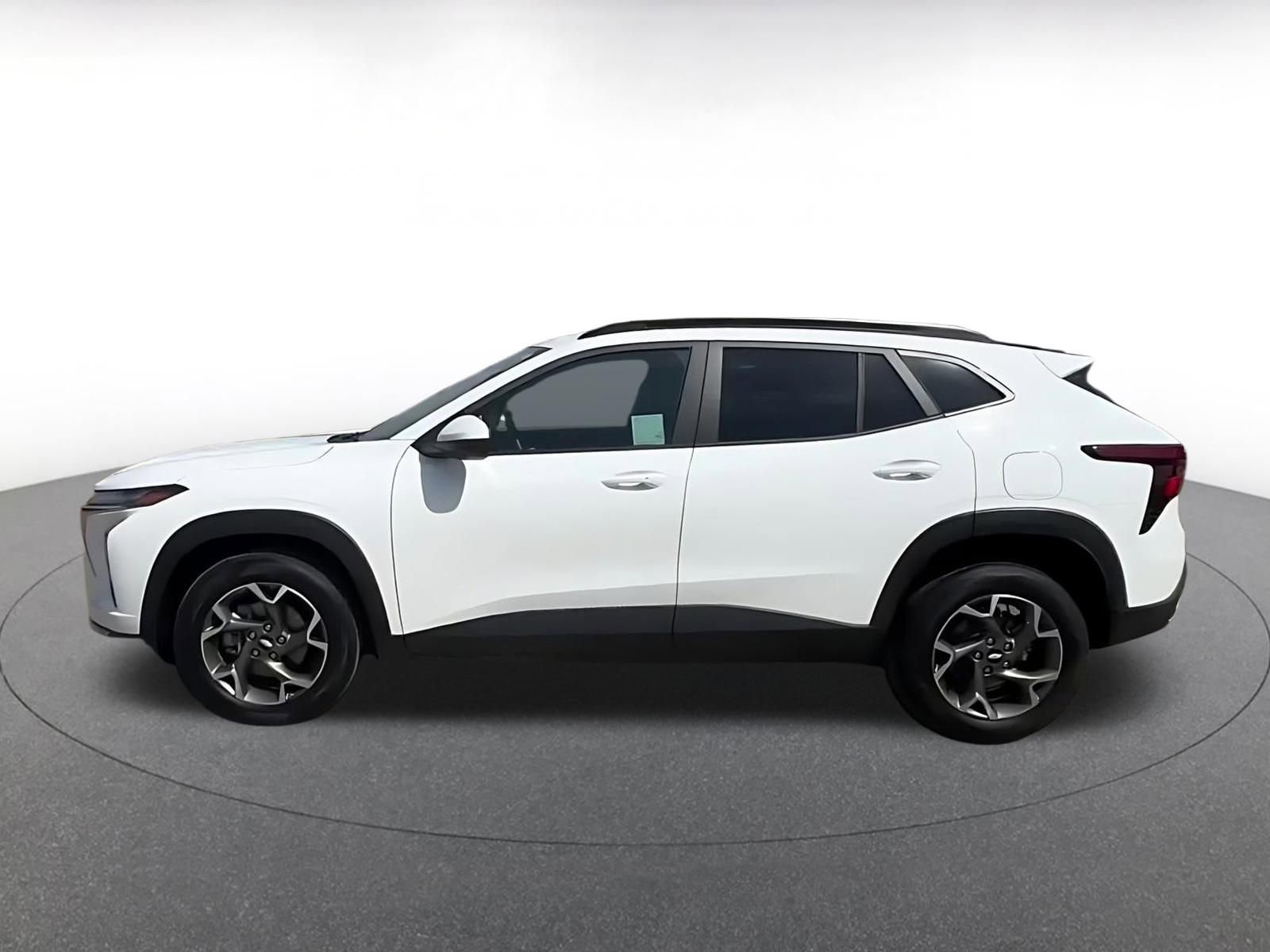 Thumbnail: 2025 Chevrolet Trax - 10