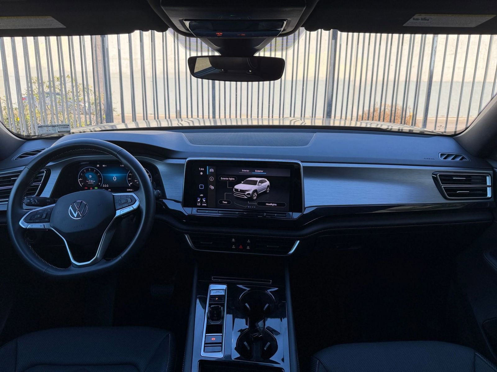 Thumbnail: 2025 Volkswagen Atlas - 33