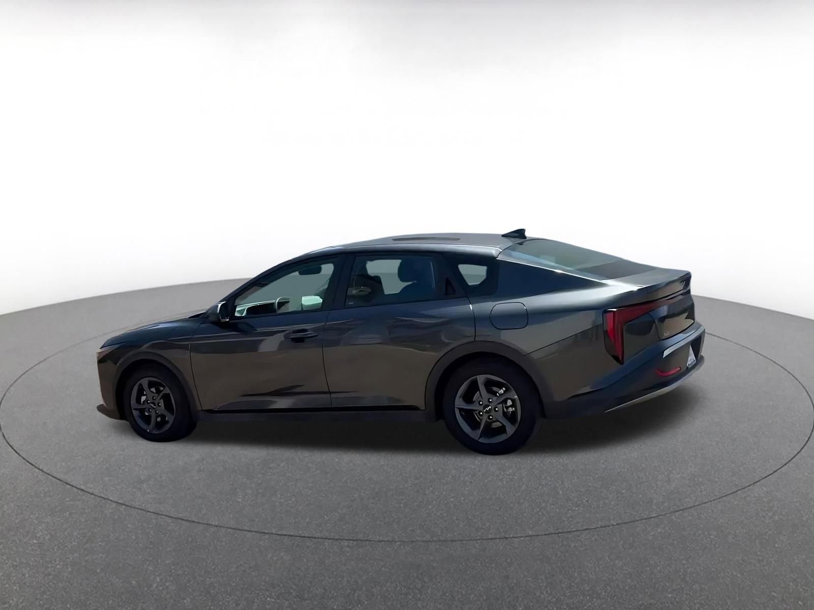 Thumbnail: 2025 Kia K4 - 10