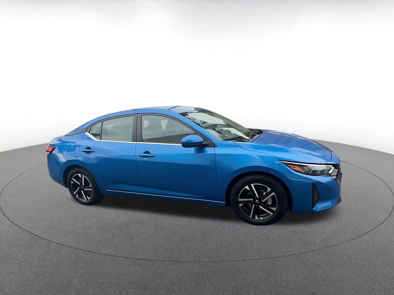 Thumbnail: 2025 Nissan Sentra - 2