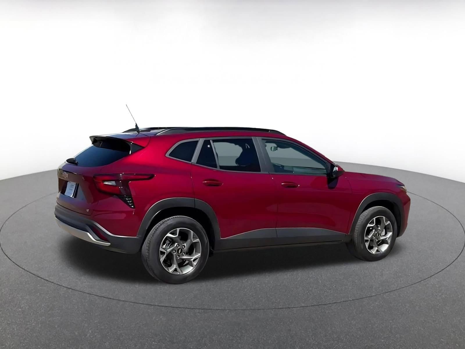 Thumbnail: 2025 Chevrolet Trax - 14