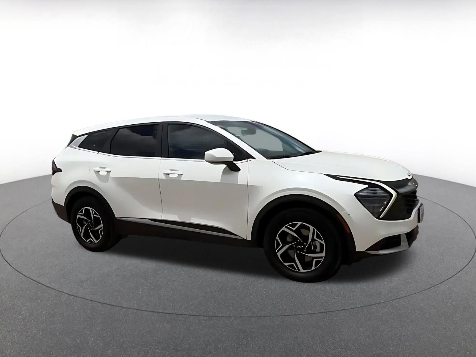 Thumbnail: 2025 Kia Sportage - 2