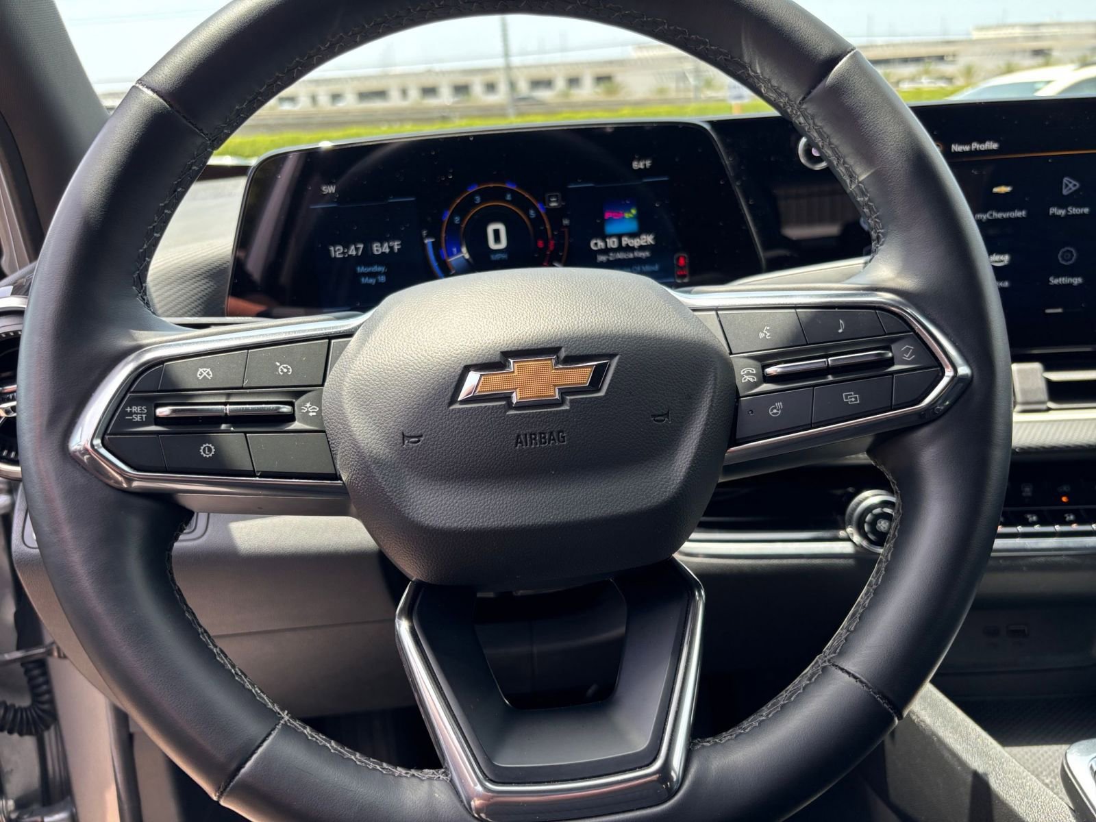 Thumbnail: 2025 Chevrolet Equinox - 28
