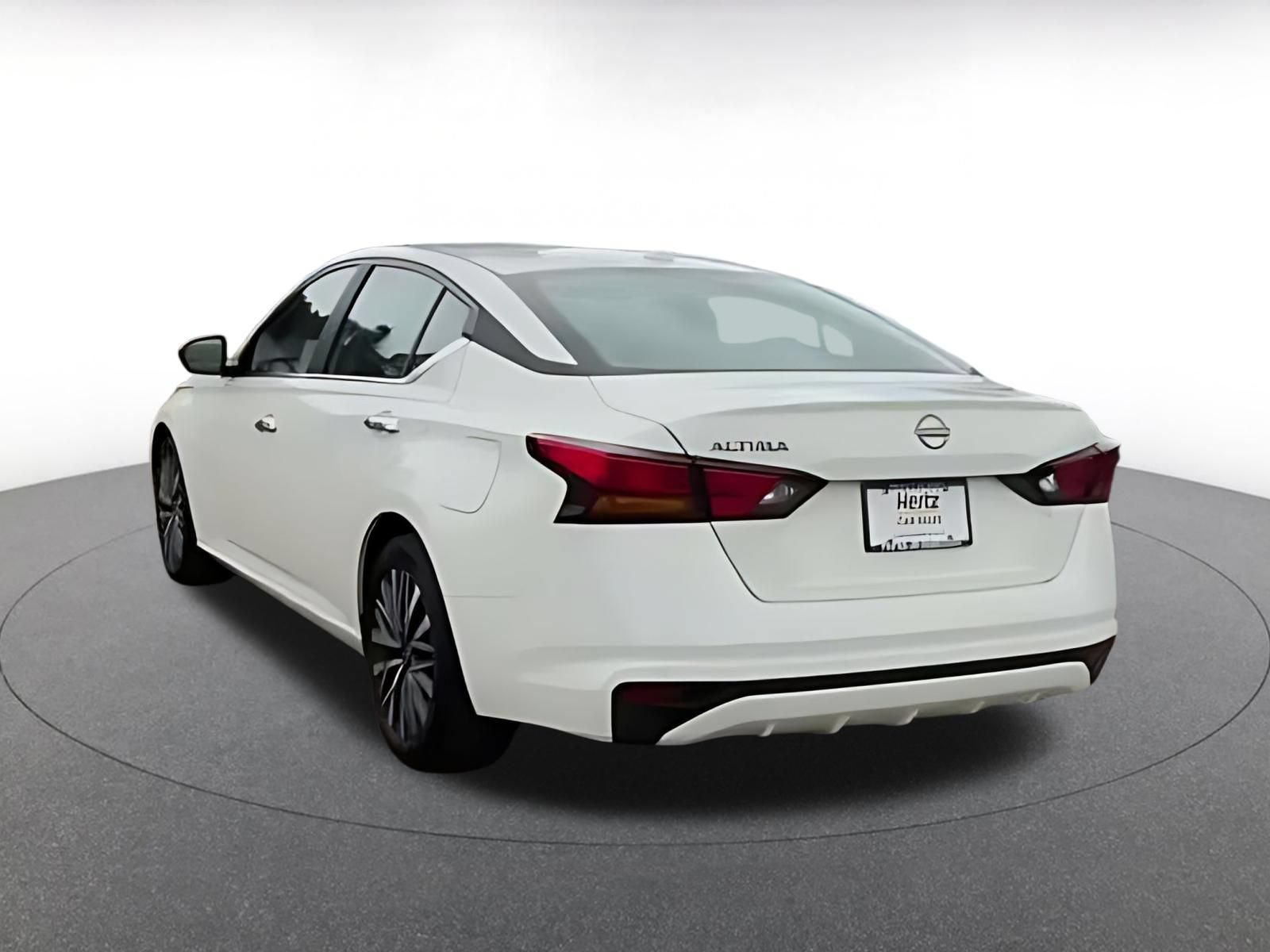 Thumbnail: 2025 Nissan Altima - 15