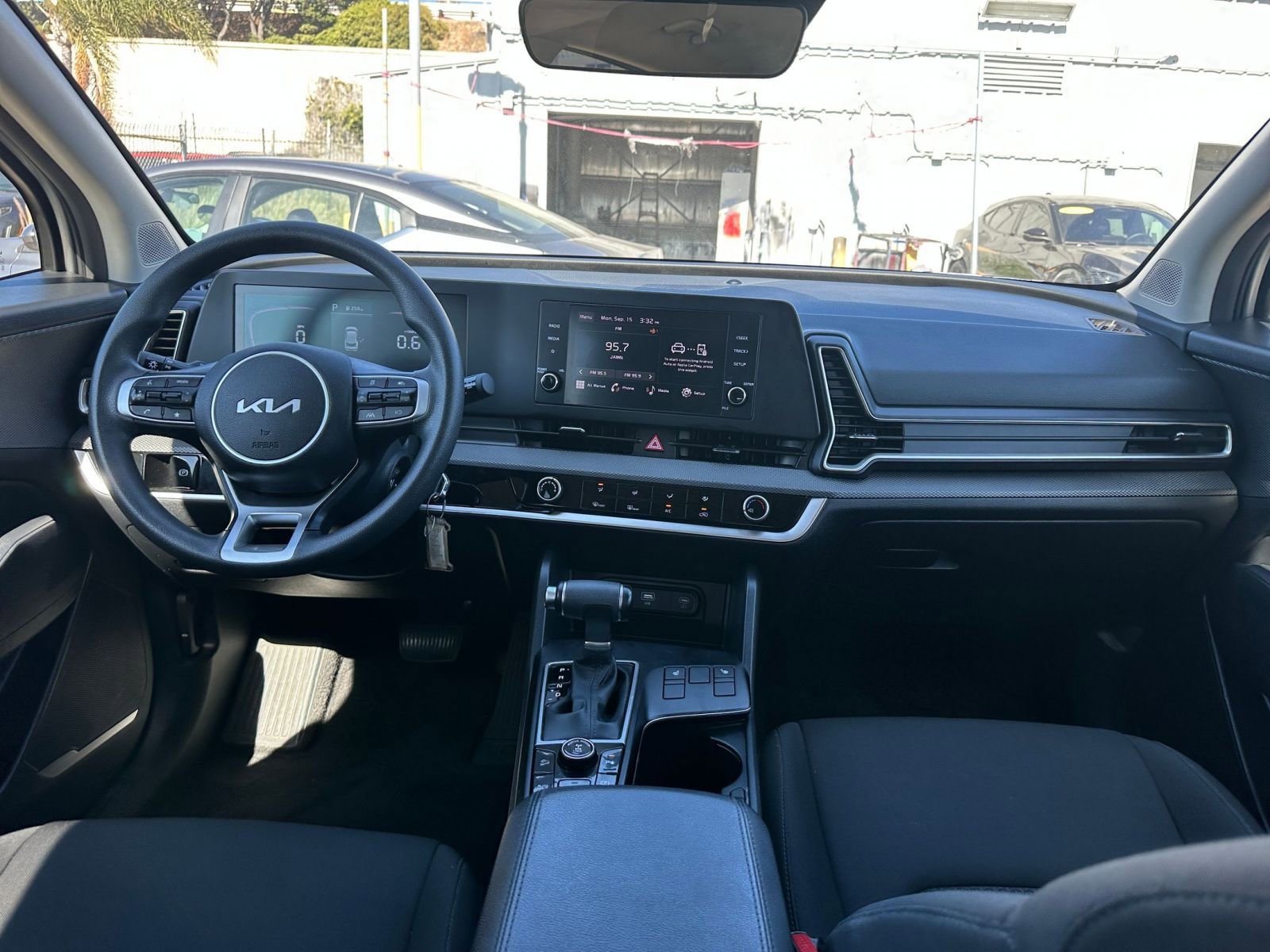 Thumbnail: 2024 Kia Sportage - 32