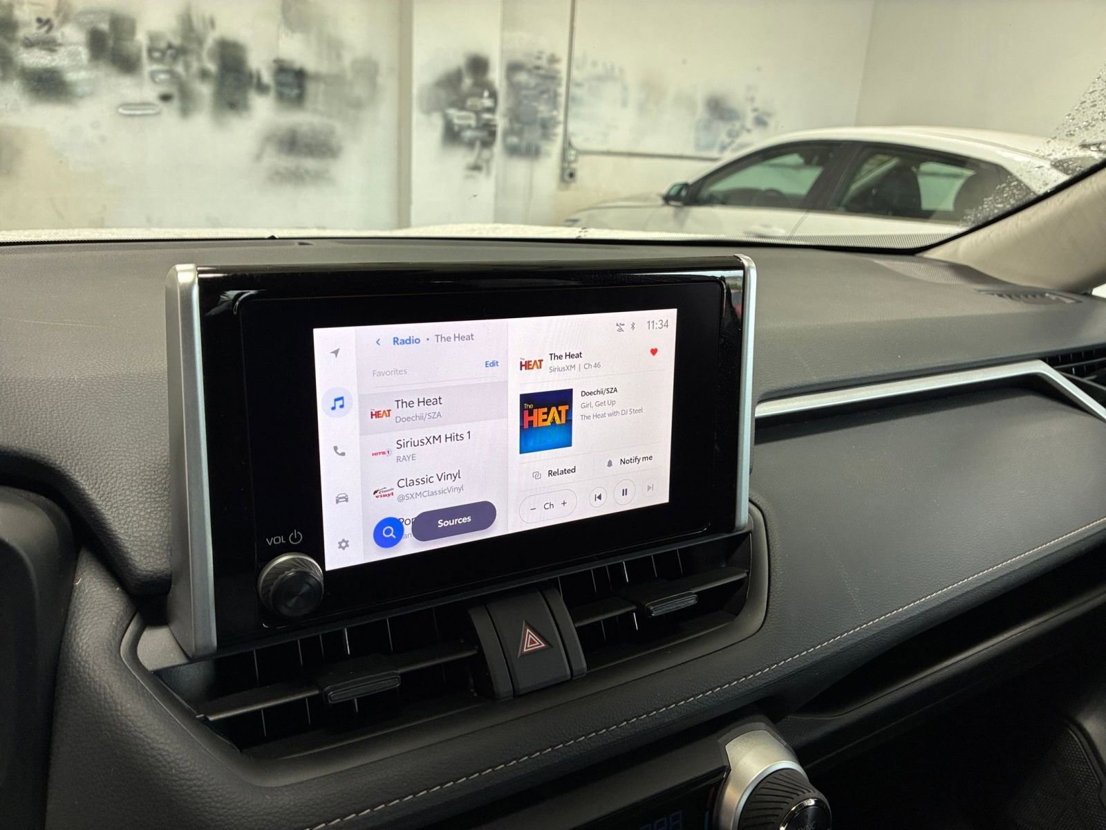 Thumbnail: 2025 Toyota RAV4 - 20