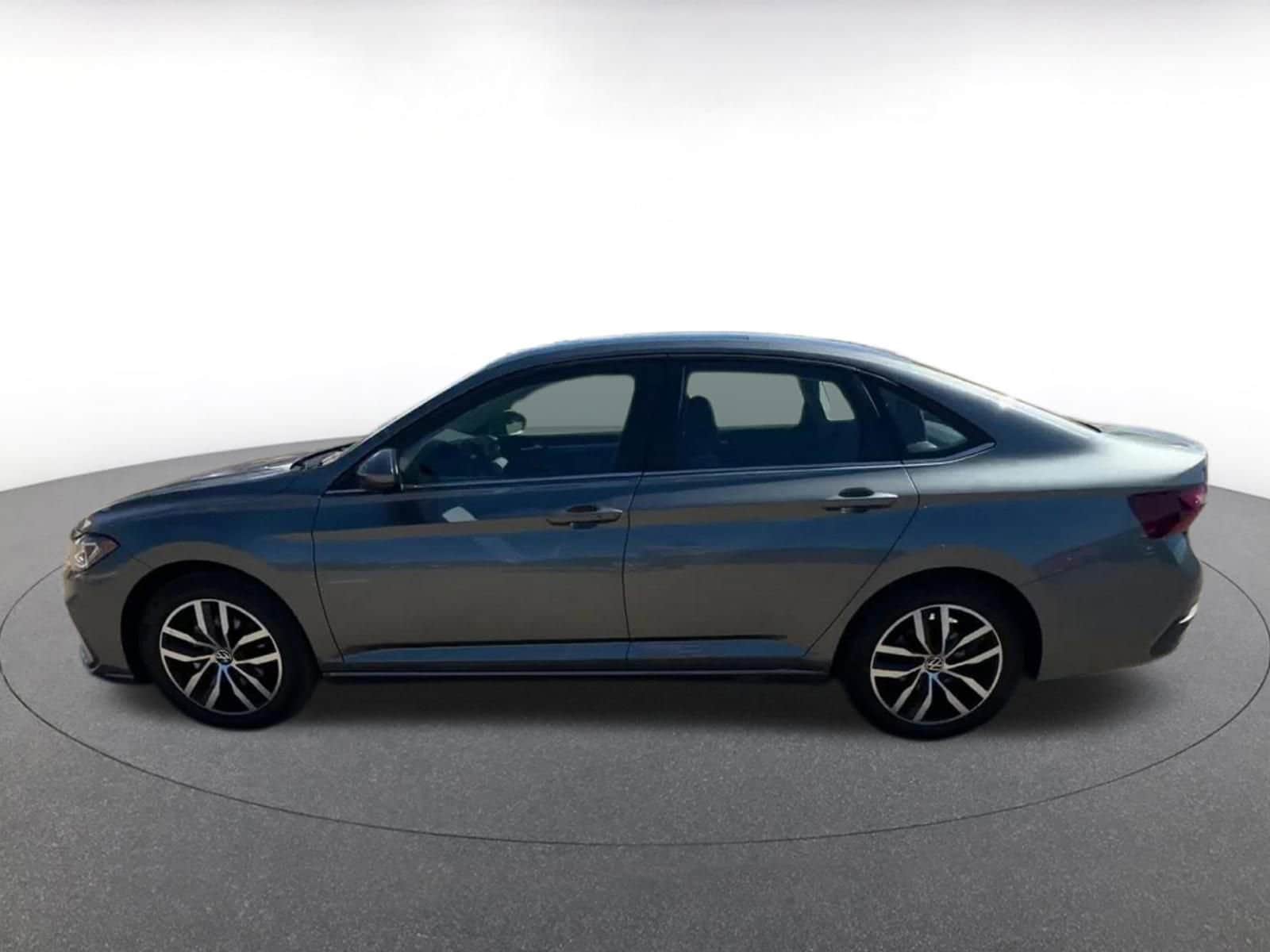 Thumbnail: 2025 Volkswagen Jetta - 9