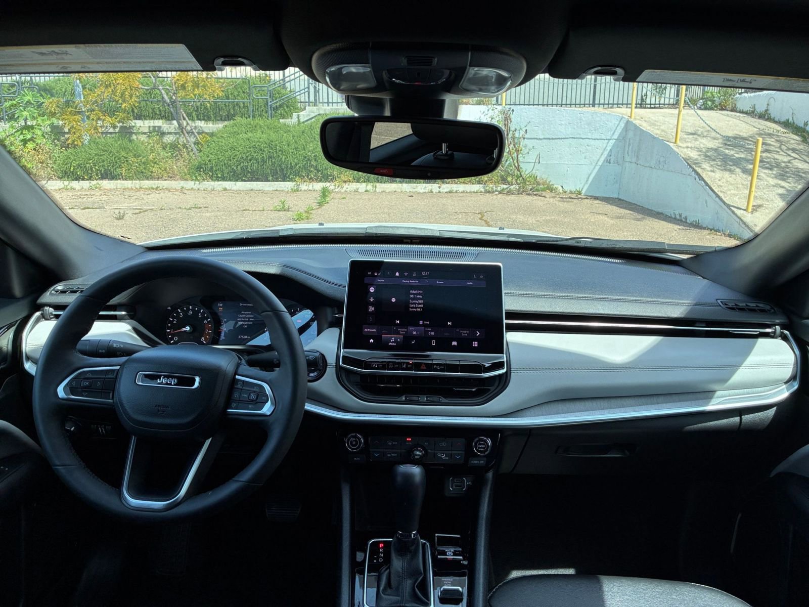 Thumbnail: 2025 Jeep Compass - 34