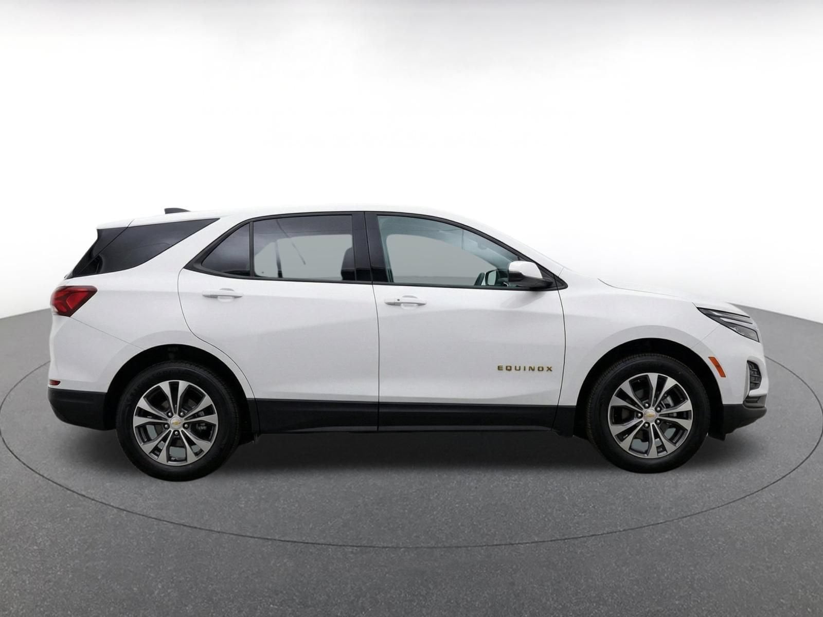 Thumbnail: 2025 Chevrolet Equinox - 10