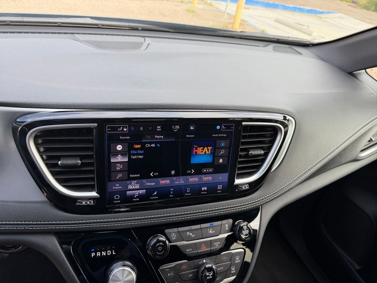 Thumbnail: 2025 Chrysler Pacifica - 21