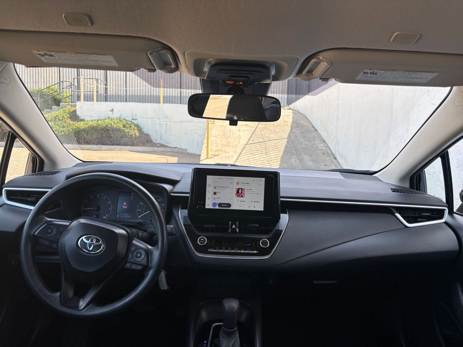 Thumbnail: 2025 Toyota Corolla - 31