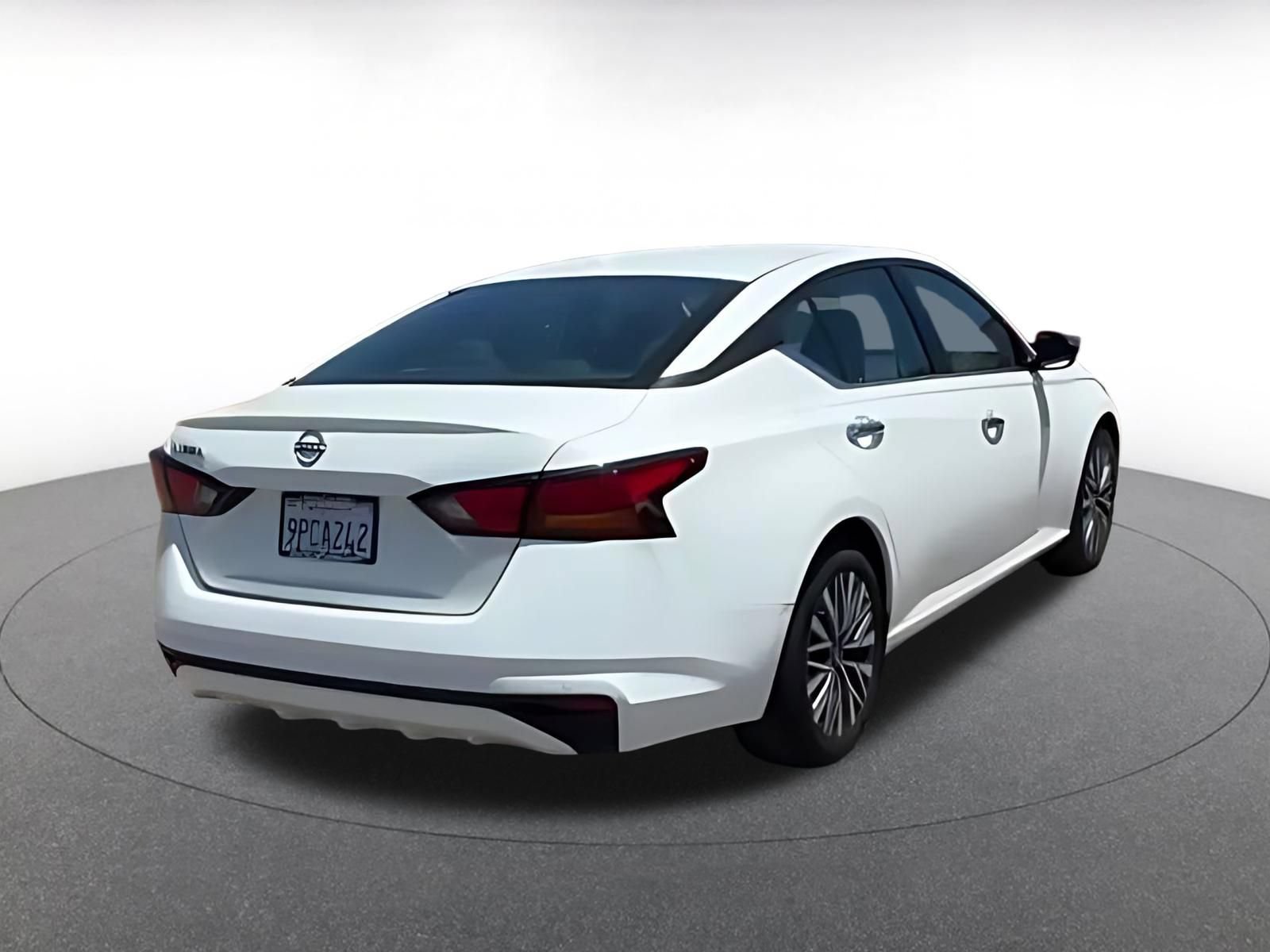 Thumbnail: 2025 Nissan Altima - 15
