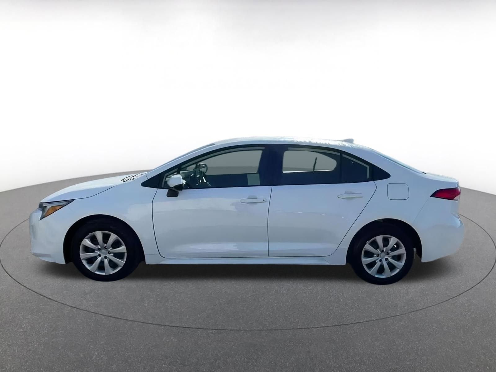 Thumbnail: 2025 Toyota Corolla - 8