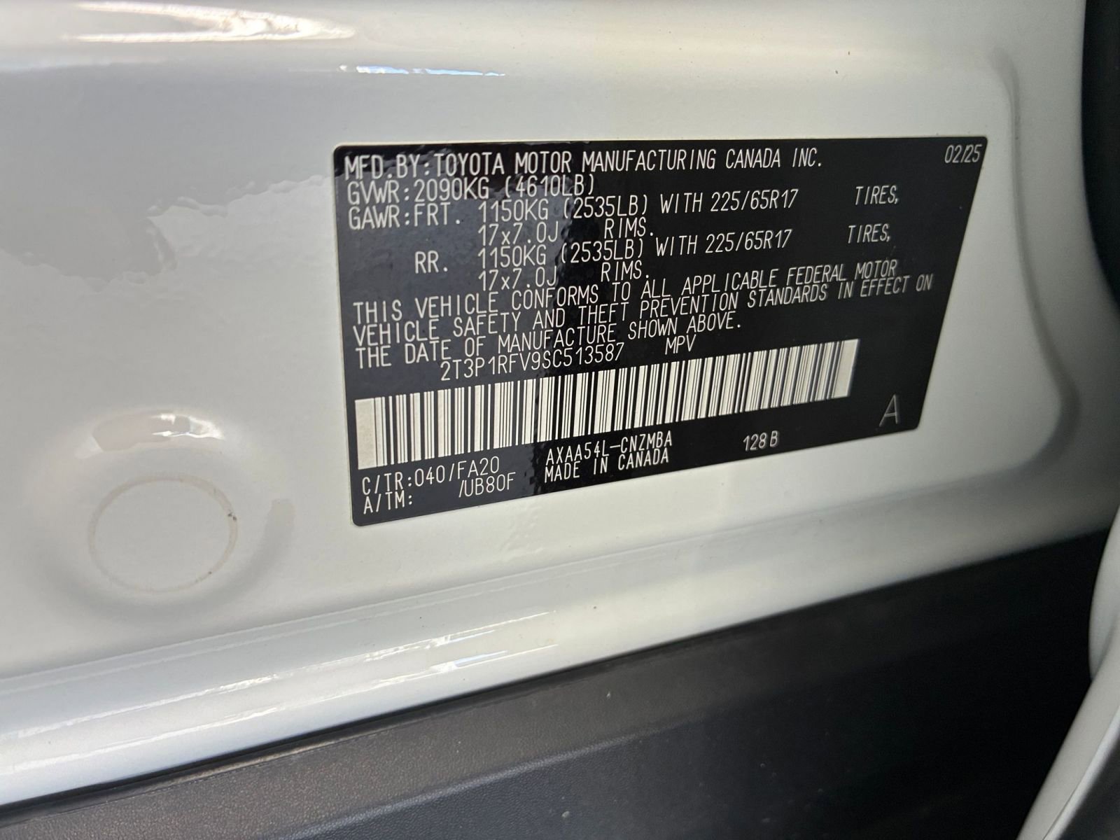 Thumbnail: 2025 Toyota RAV4 - 31