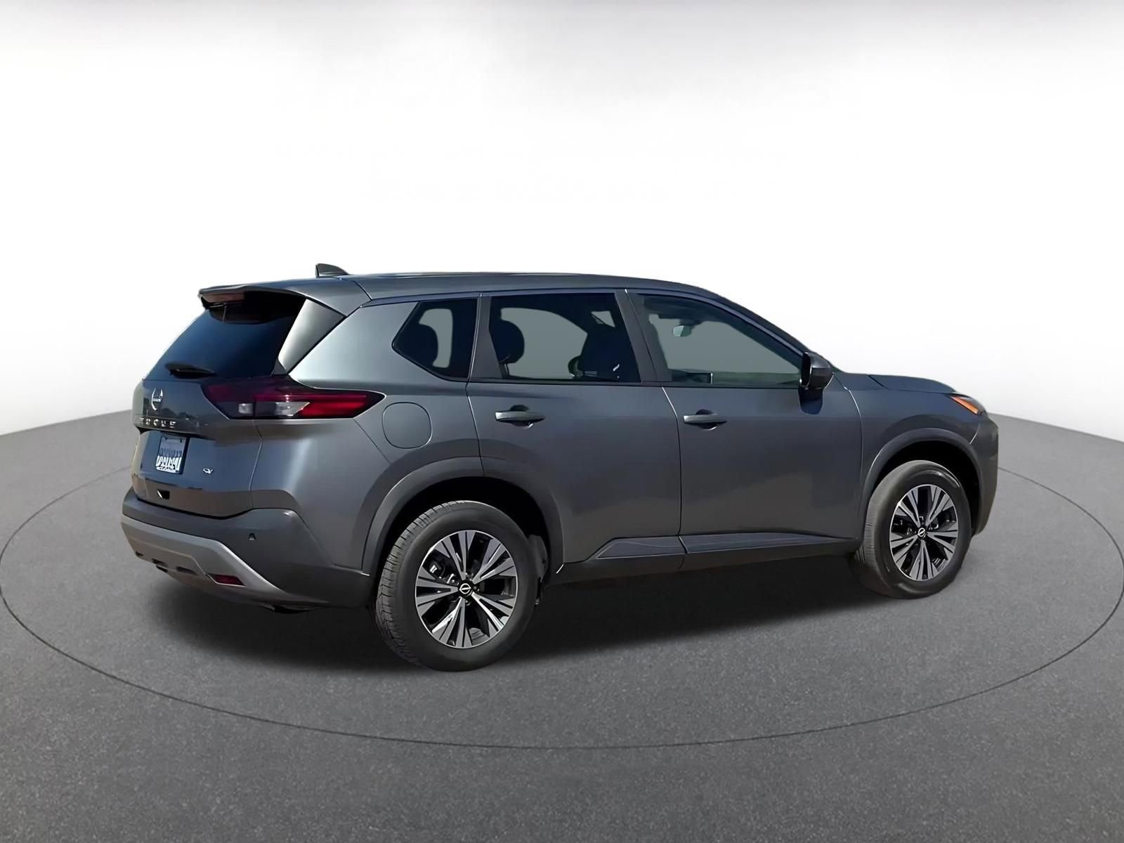 Thumbnail: 2023 Nissan Rogue - 14