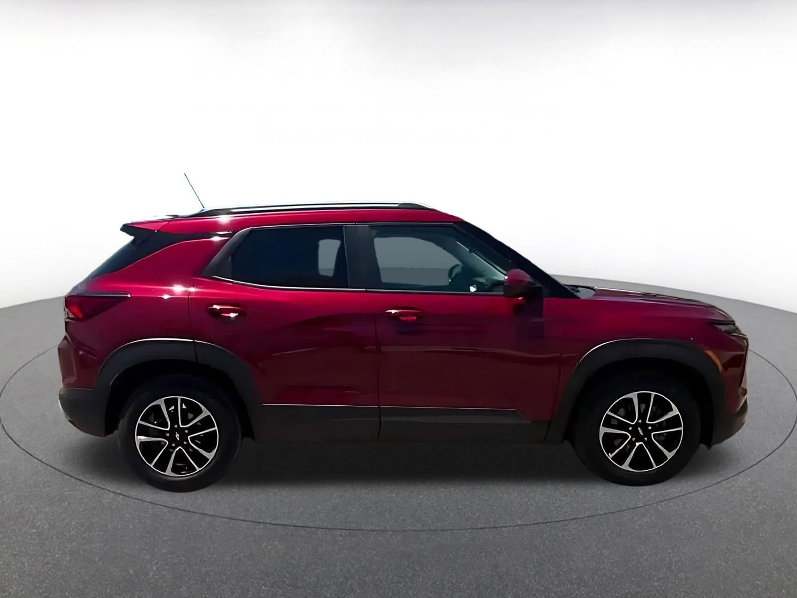 Thumbnail: 2025 Chevrolet TrailBlazer - 16