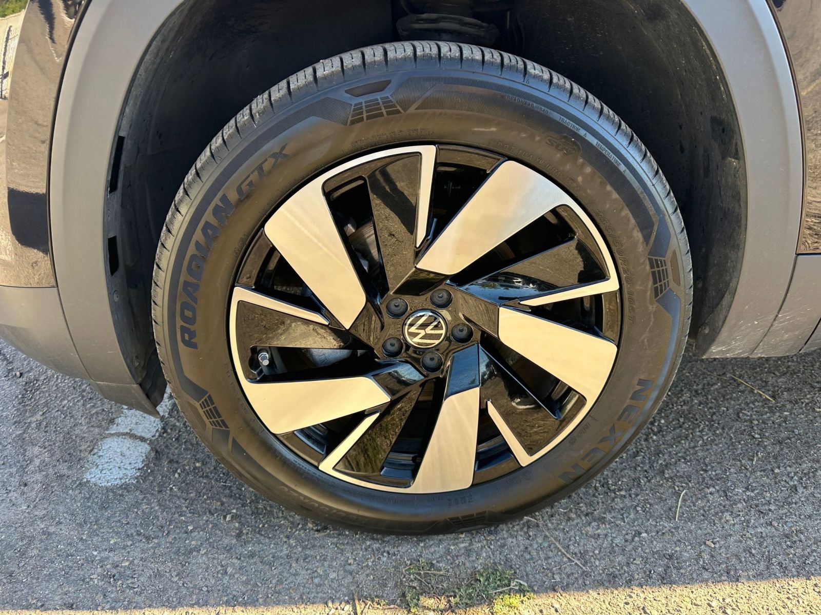 Thumbnail: 2025 Volkswagen Atlas - 30