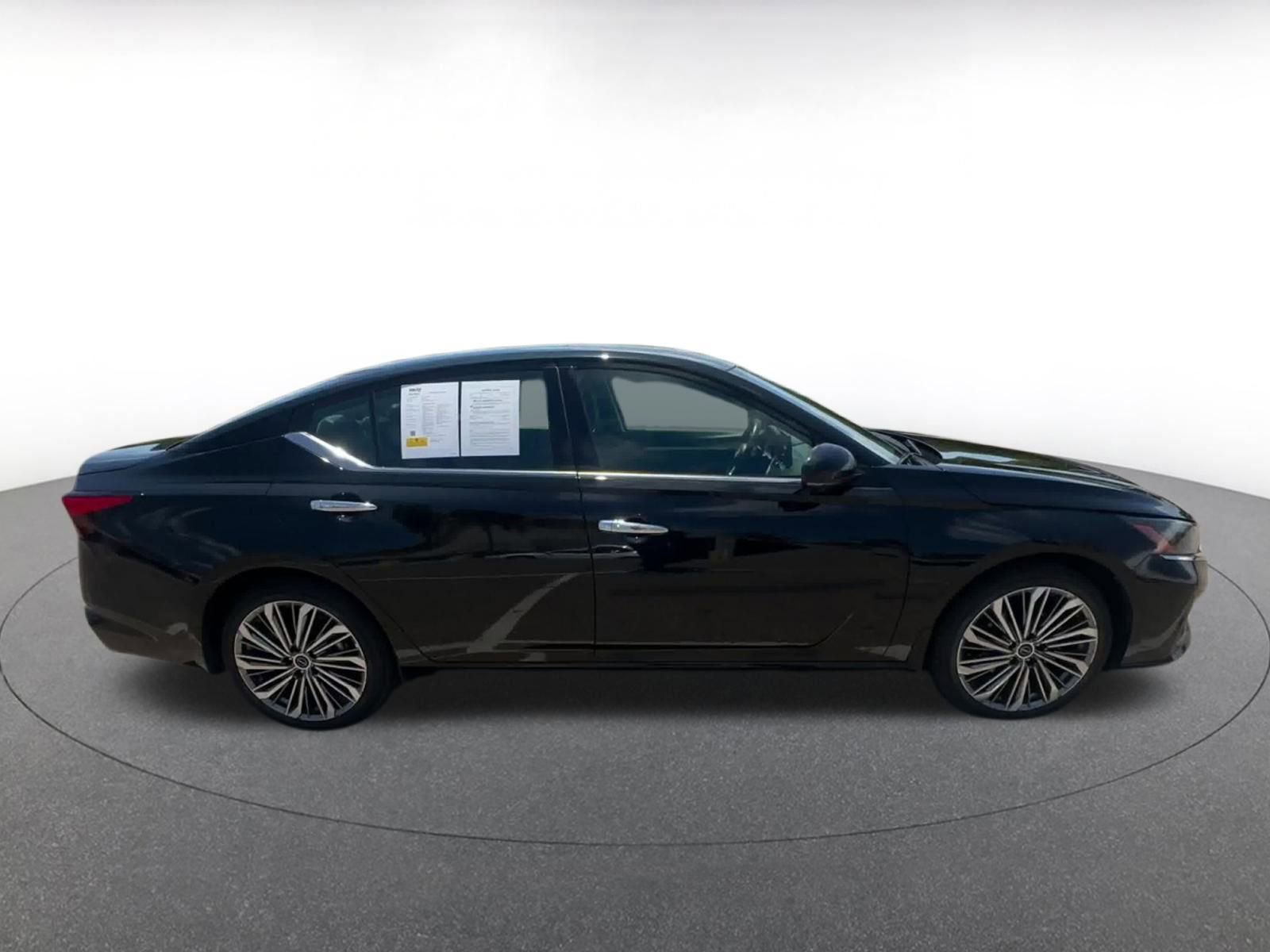 Thumbnail: 2024 Nissan Altima - 18