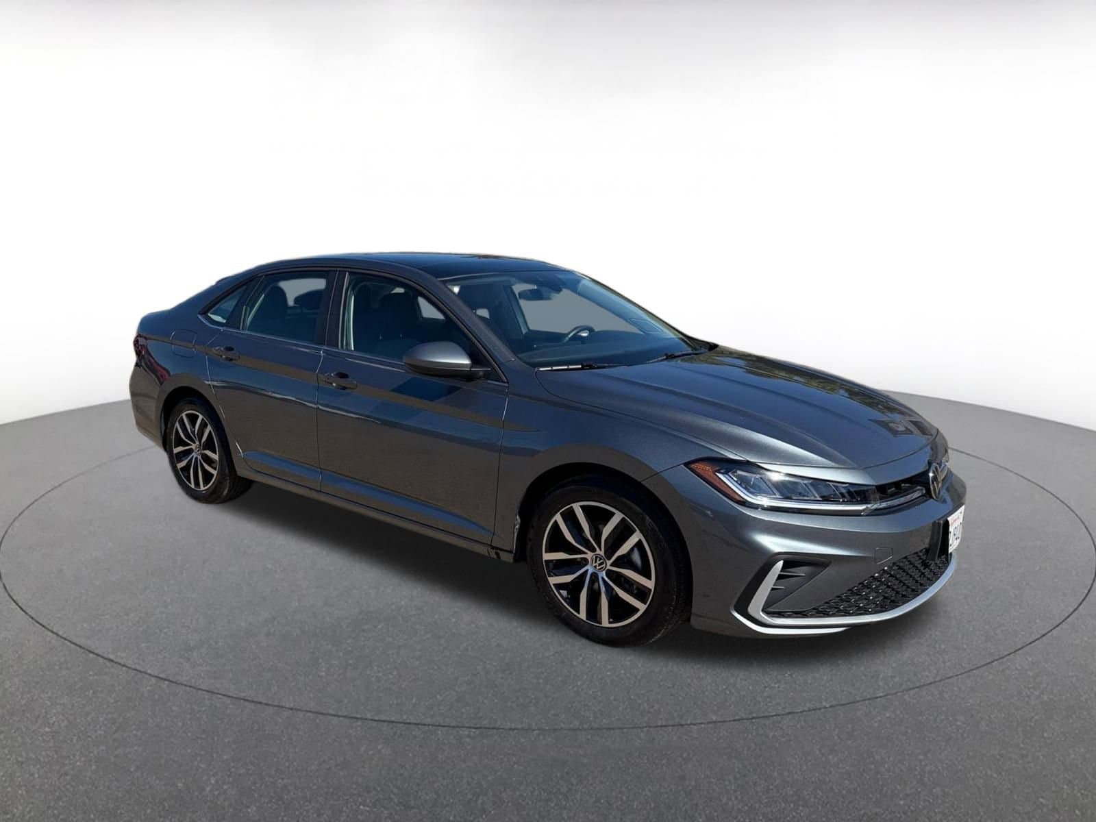 Thumbnail: 2025 Volkswagen Jetta - 1