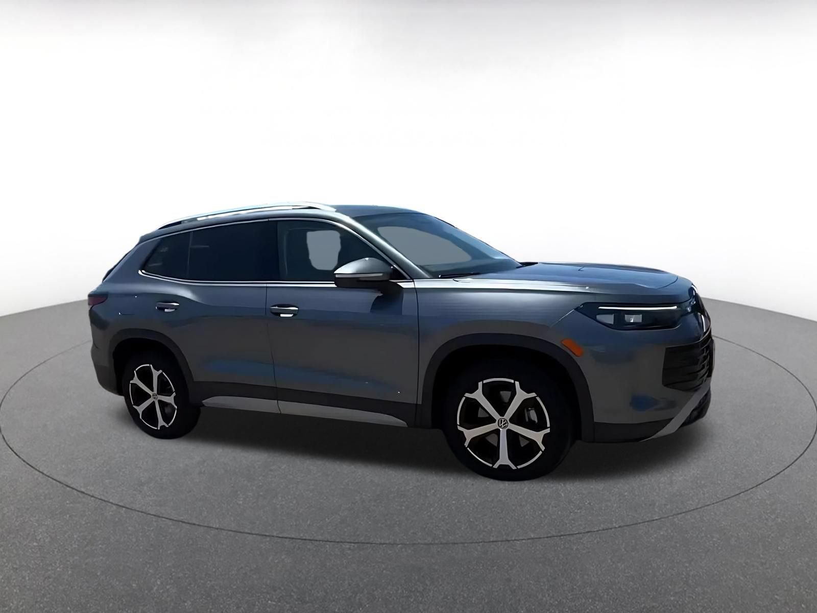 Thumbnail: 2026 Volkswagen Tiguan - 2