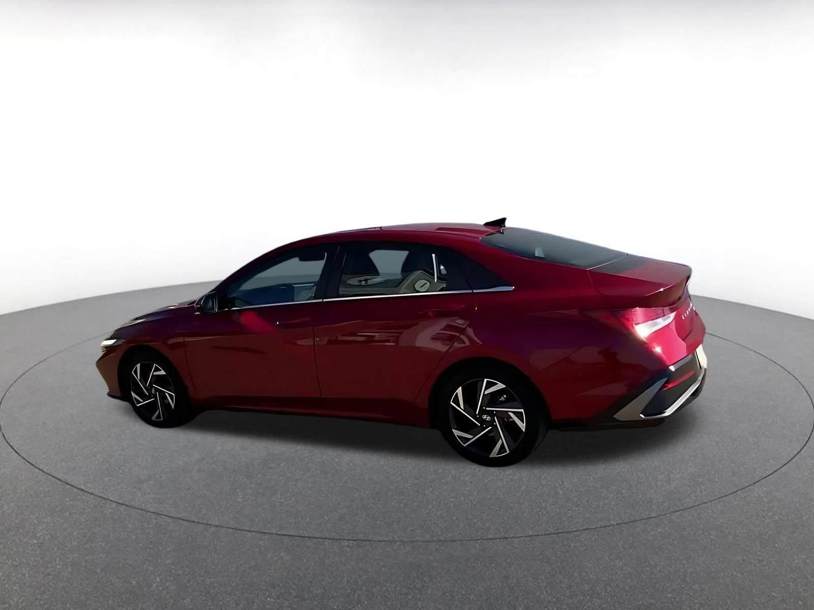 Thumbnail: 2025 Hyundai Elantra - 8