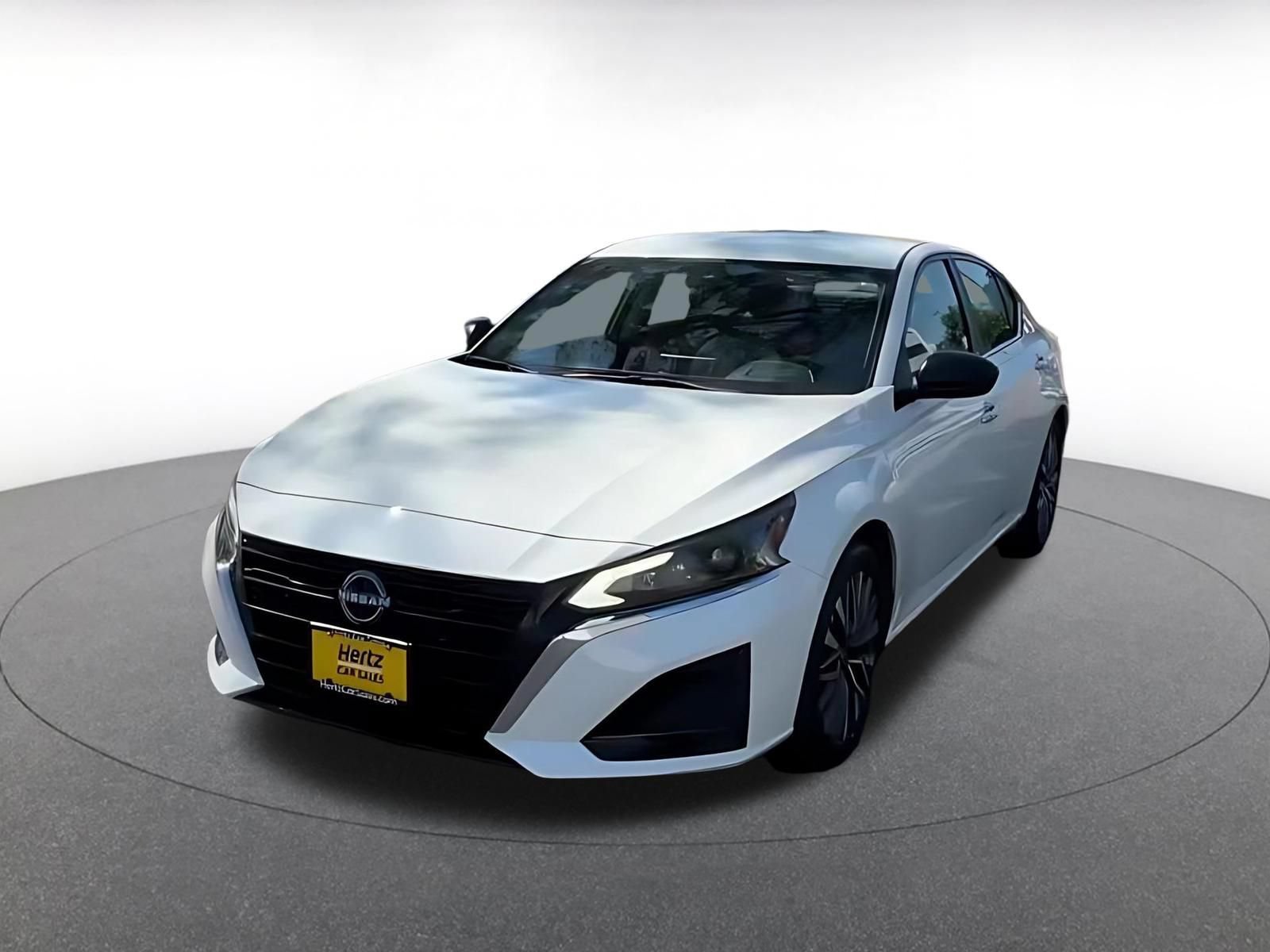 Thumbnail: 2025 Nissan Altima - 6