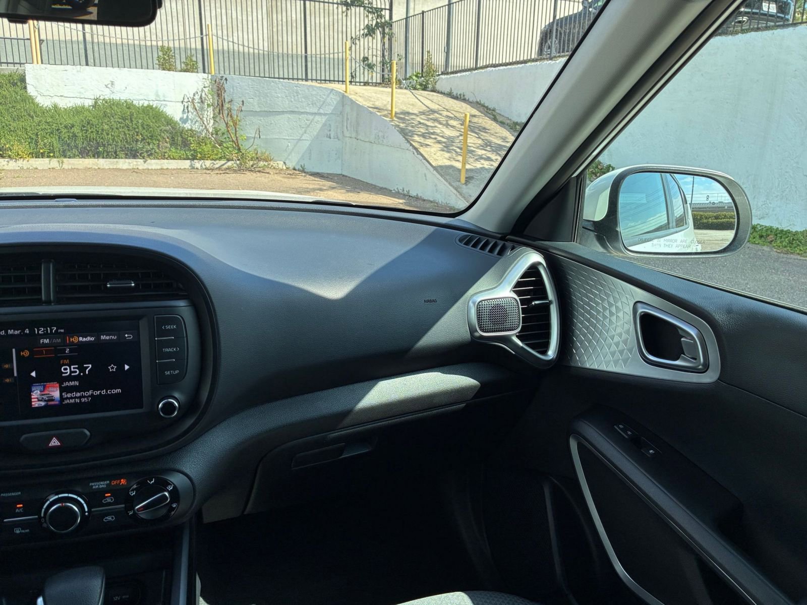 Thumbnail: 2025 Kia Soul - 33