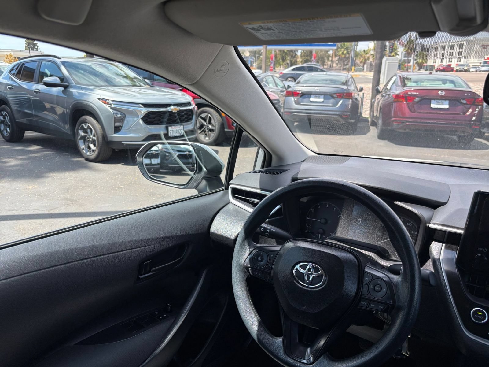Thumbnail: 2025 Toyota Corolla - 32