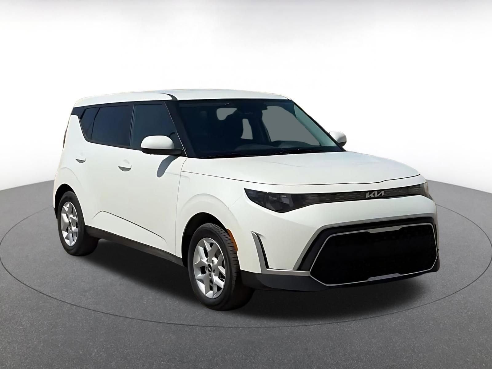 Thumbnail: 2025 Kia Soul - 3