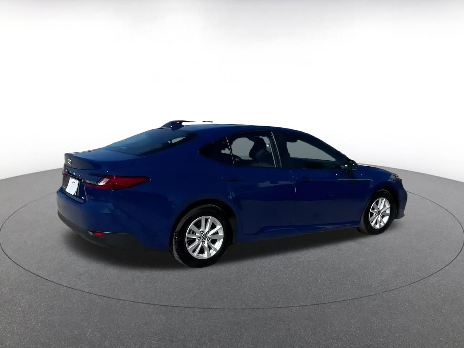 Thumbnail: 2025 Toyota Camry - 11