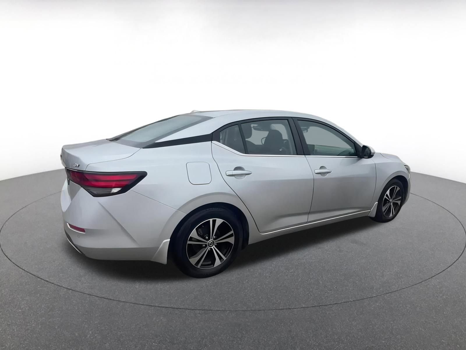 Thumbnail: 2022 Nissan Sentra - 15