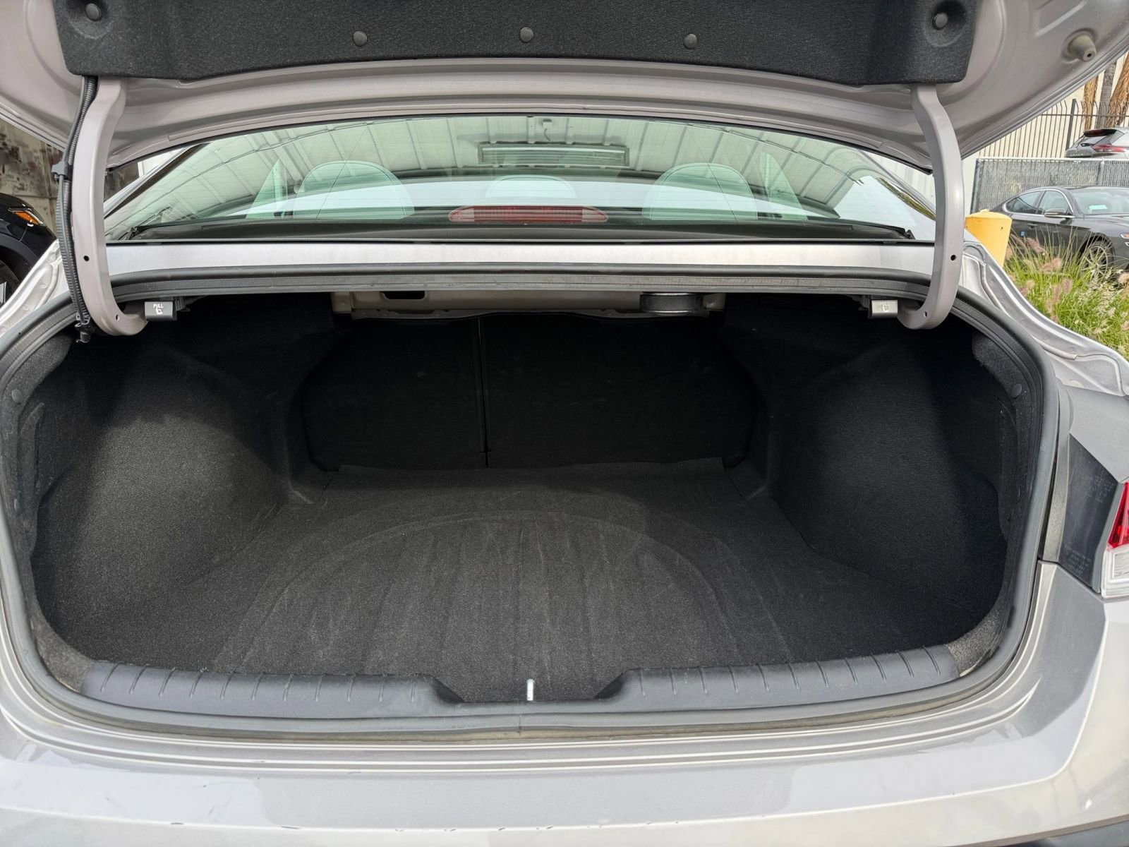 Thumbnail: 2025 Hyundai Elantra - 31