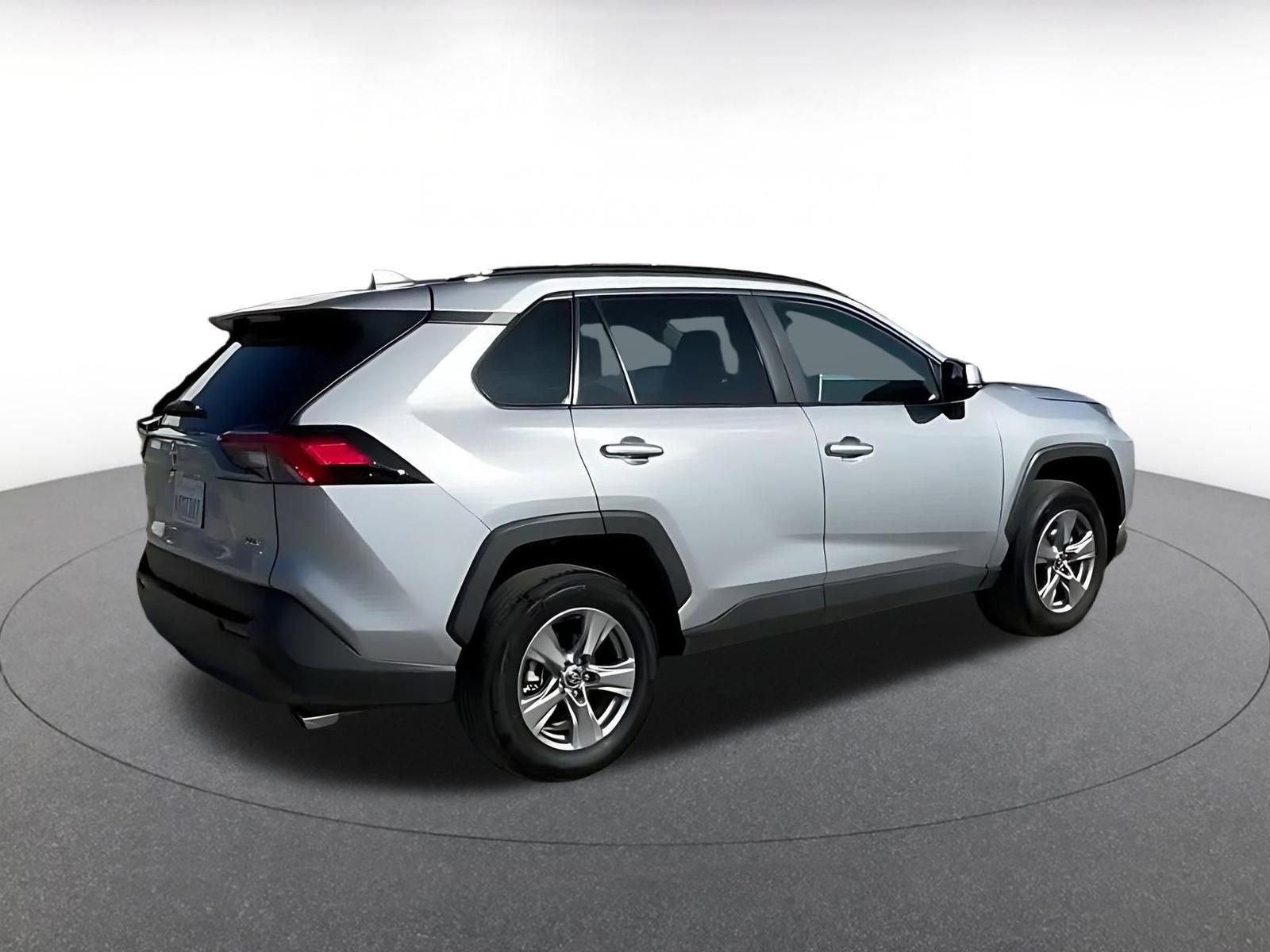 Thumbnail: 2025 Toyota RAV4 - 15