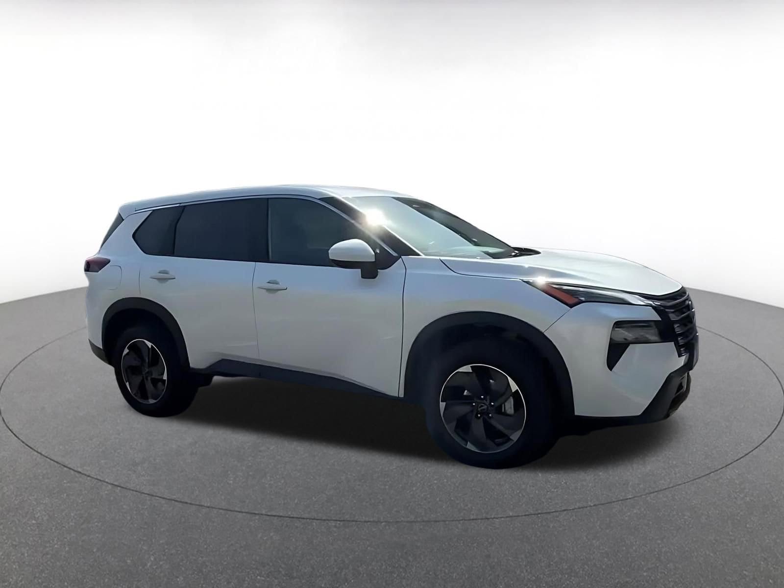 Thumbnail: 2025 Nissan Rogue - 2