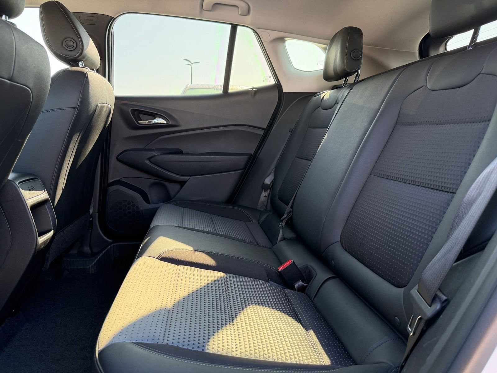 Thumbnail: 2025 Chevrolet Trax - 23