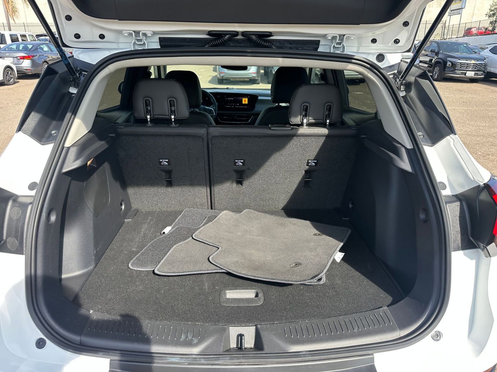 Thumbnail: 2025 Buick Encore GX - 29