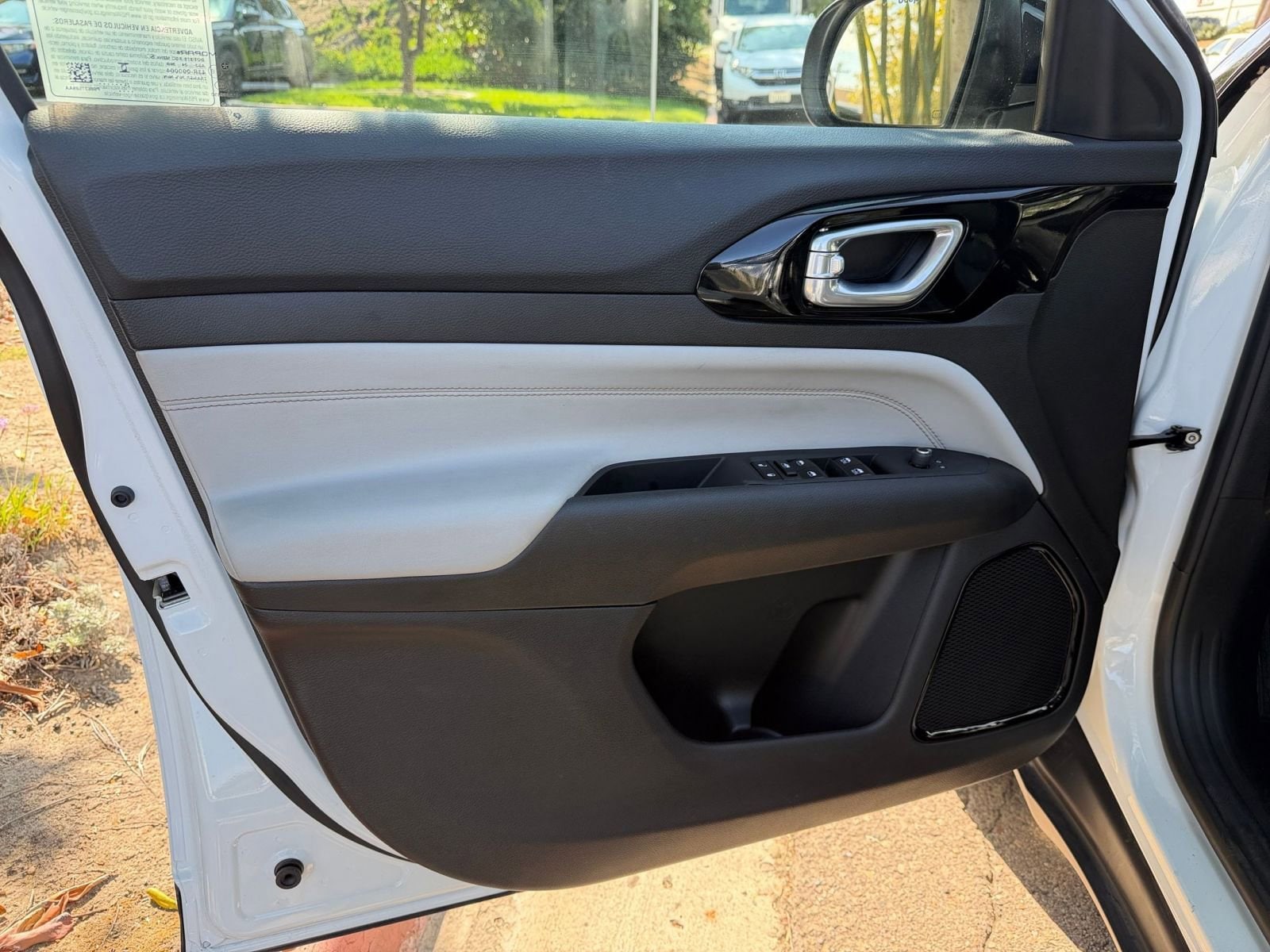 Thumbnail: 2025 Jeep Compass - 20