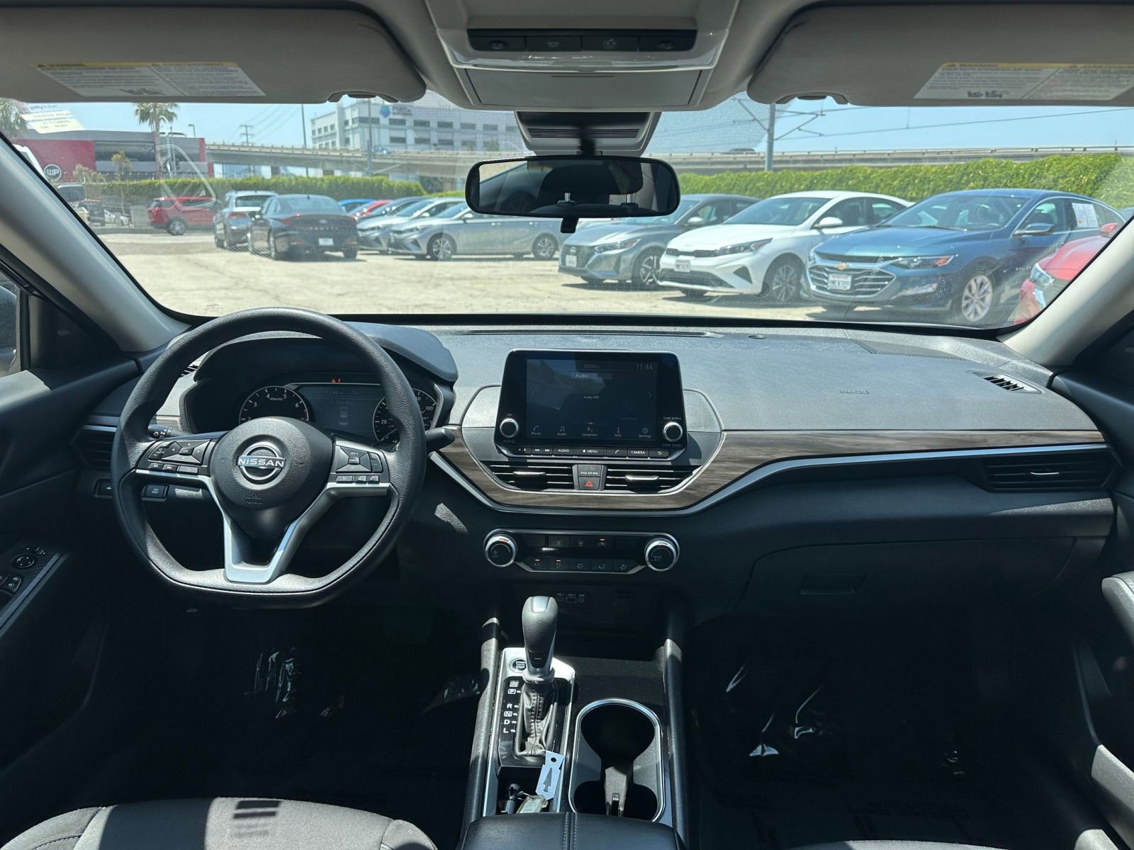 Thumbnail: 2024 Nissan Altima - 32