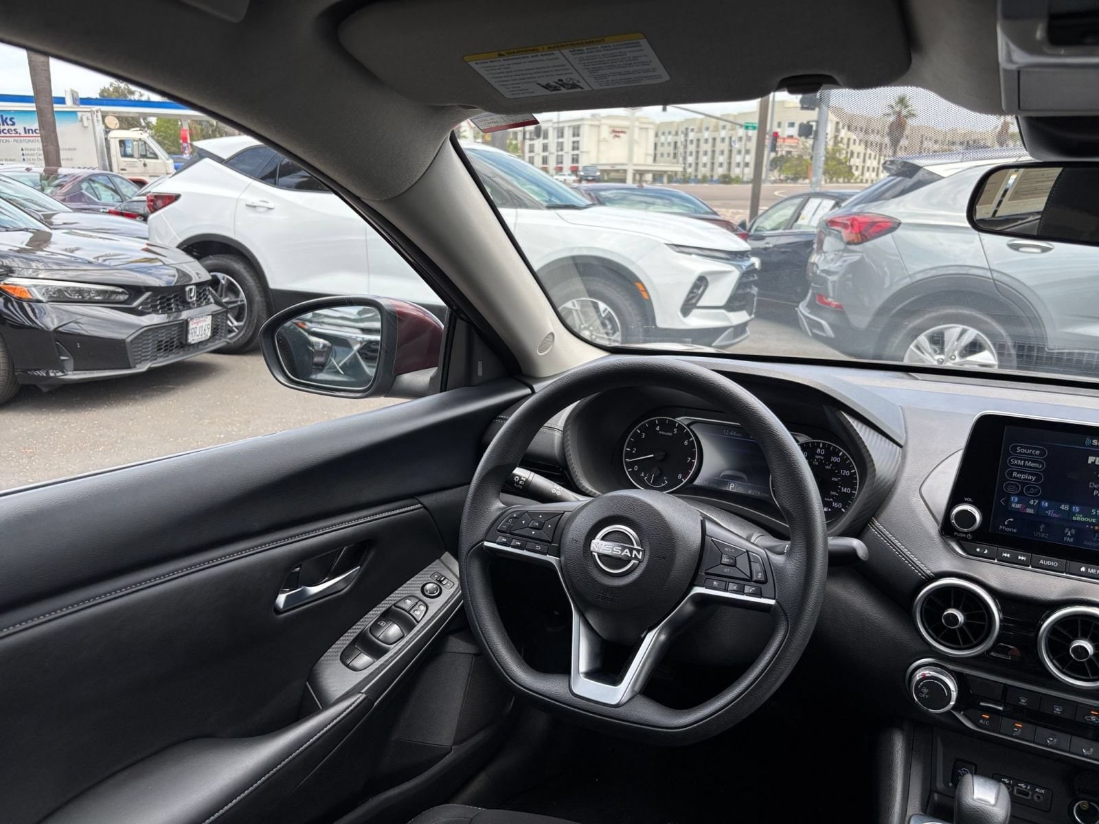 Thumbnail: 2025 Nissan Sentra - 32