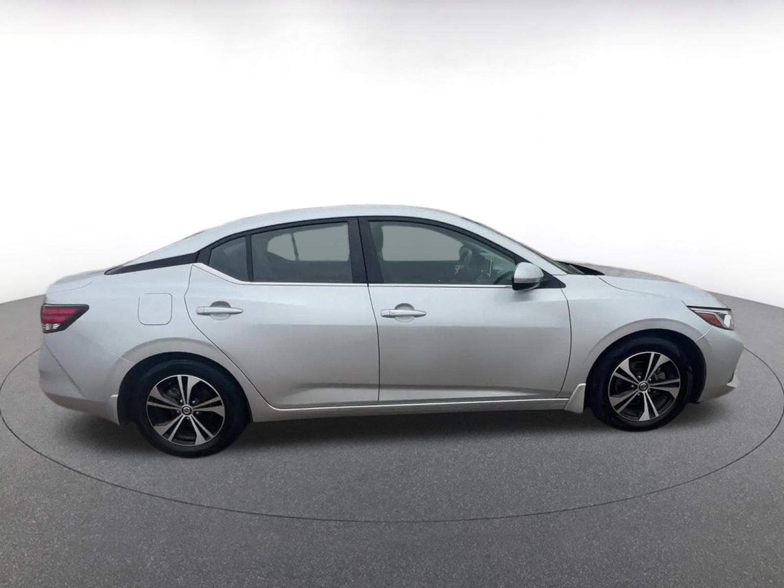 Thumbnail: 2022 Nissan Sentra - 16