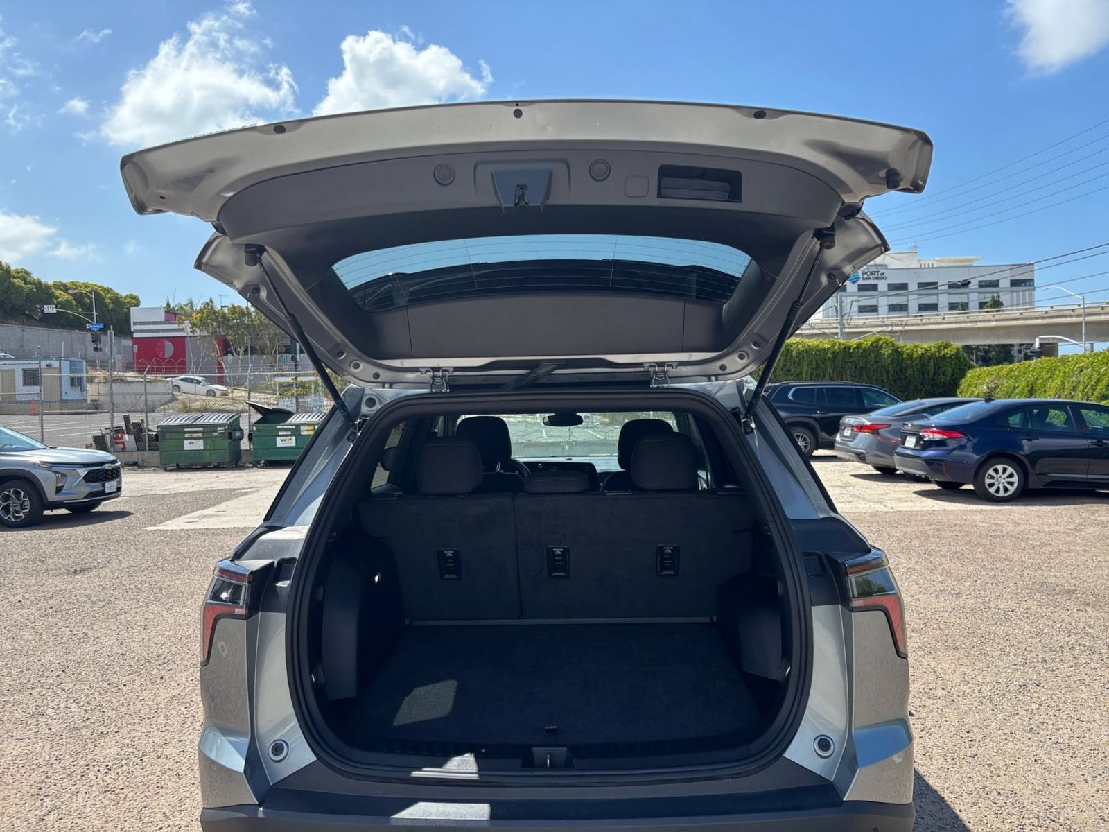 Thumbnail: 2025 Chevrolet Equinox - 31
