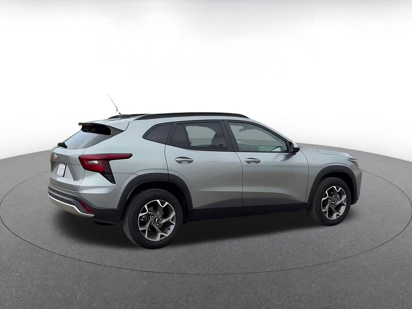 Thumbnail: 2025 Chevrolet Trax - 15