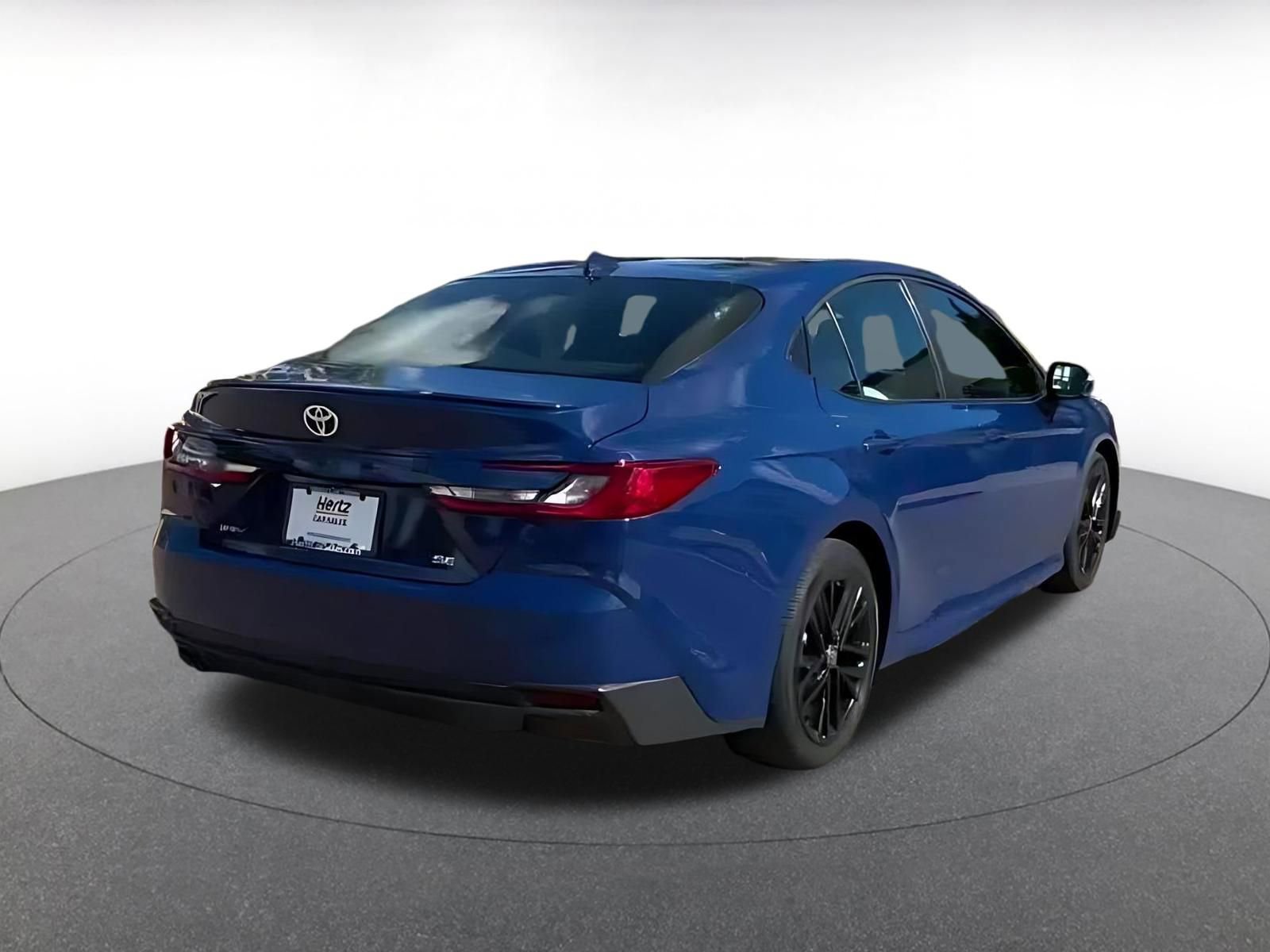 Thumbnail: 2025 Toyota Camry - 14
