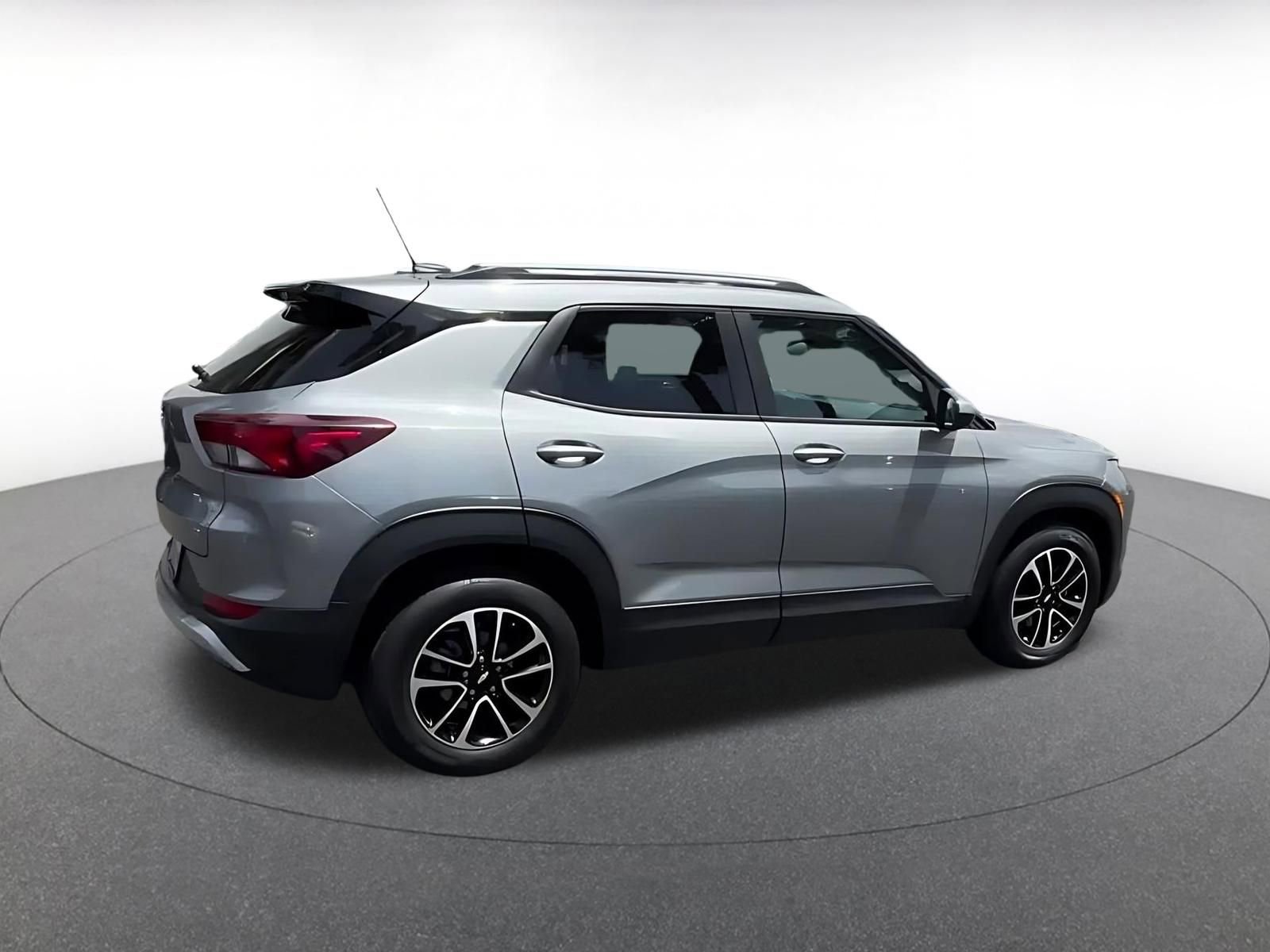 Thumbnail: 2025 Chevrolet TrailBlazer - 14