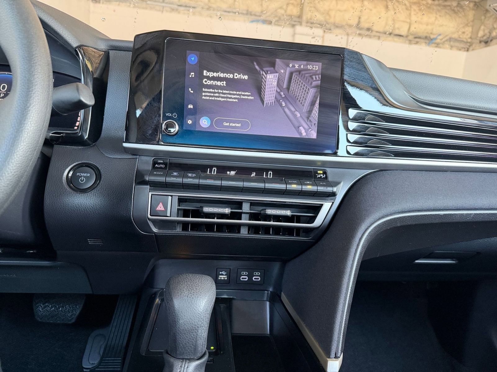 Thumbnail: 2025 Toyota Camry - 18