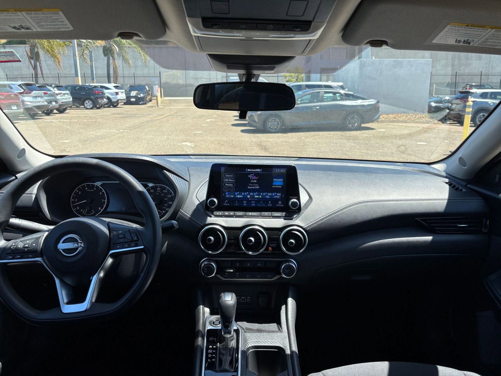 Thumbnail: 2025 Nissan Sentra - 31