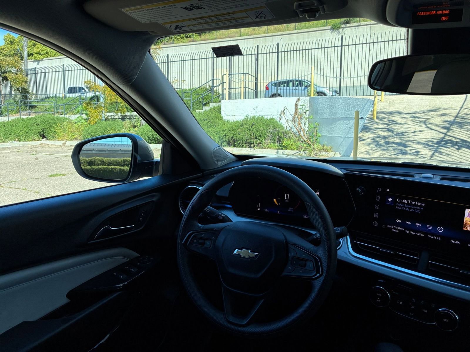 Thumbnail: 2025 Chevrolet Trax - 33