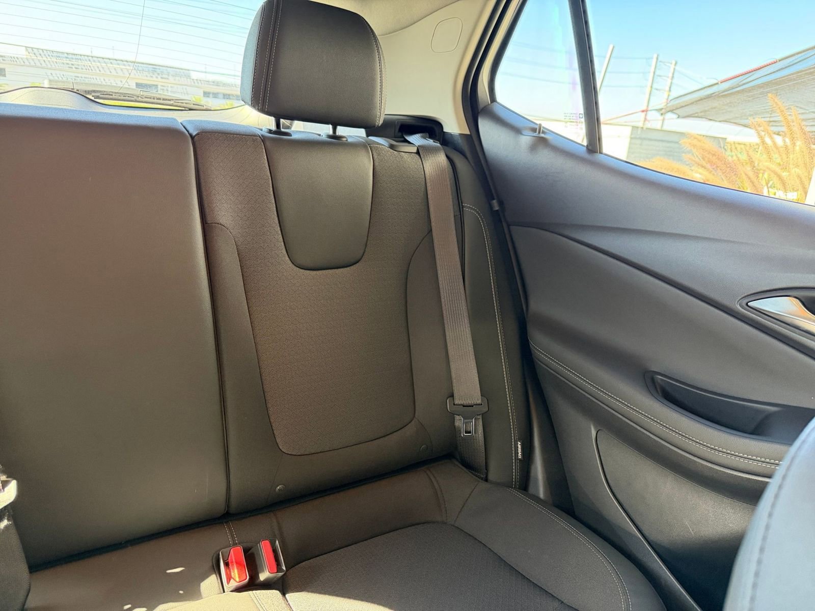 Thumbnail: 2025 Buick Encore GX - 35