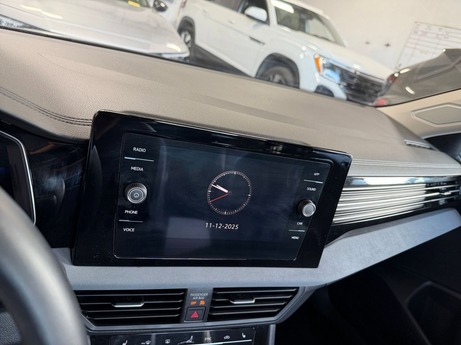 Thumbnail: 2025 Volkswagen Jetta - 21